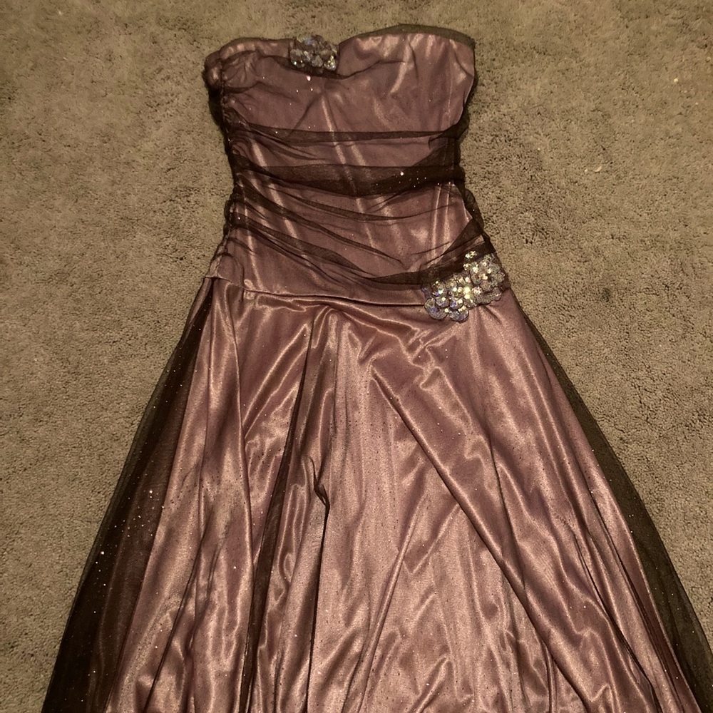 Speechless mid length dress